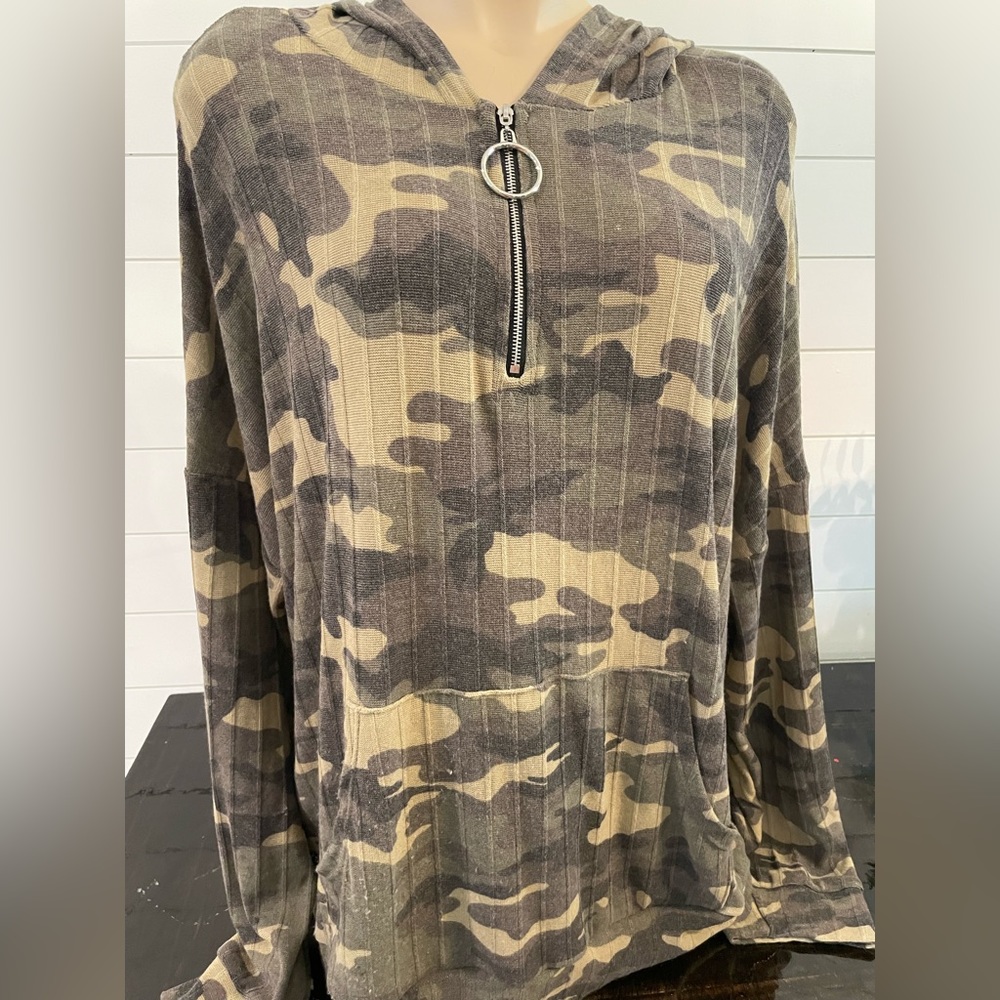 Camo plus size long sleeve top